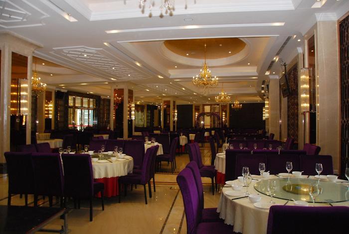 Xiangjiang Hotel Куньмин Экстерьер фото