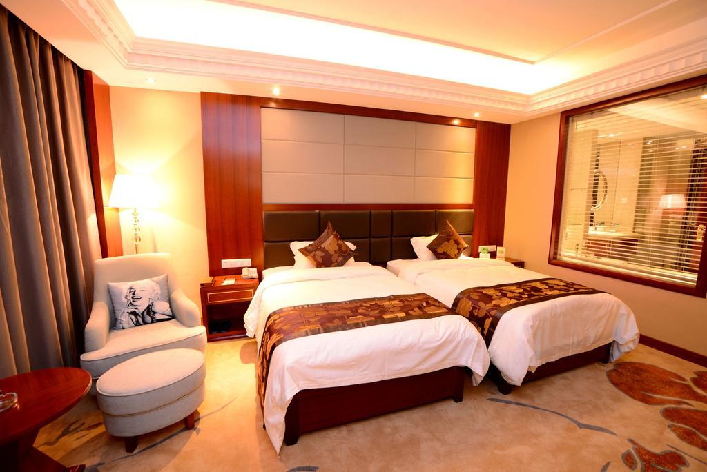 Xiangjiang Hotel Куньмин Номер фото