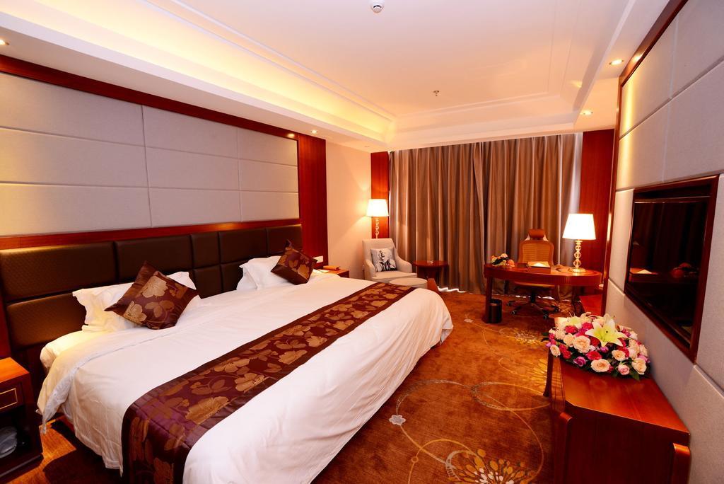Xiangjiang Hotel Куньмин Экстерьер фото