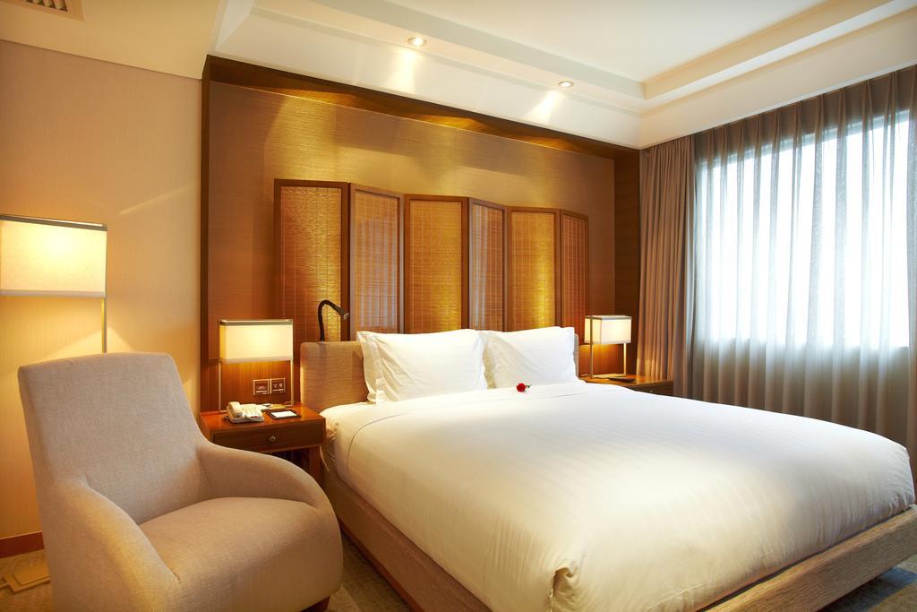 Xiangjiang Hotel Куньмин Экстерьер фото