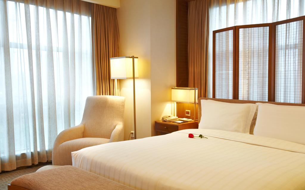 Xiangjiang Hotel Куньмин Экстерьер фото