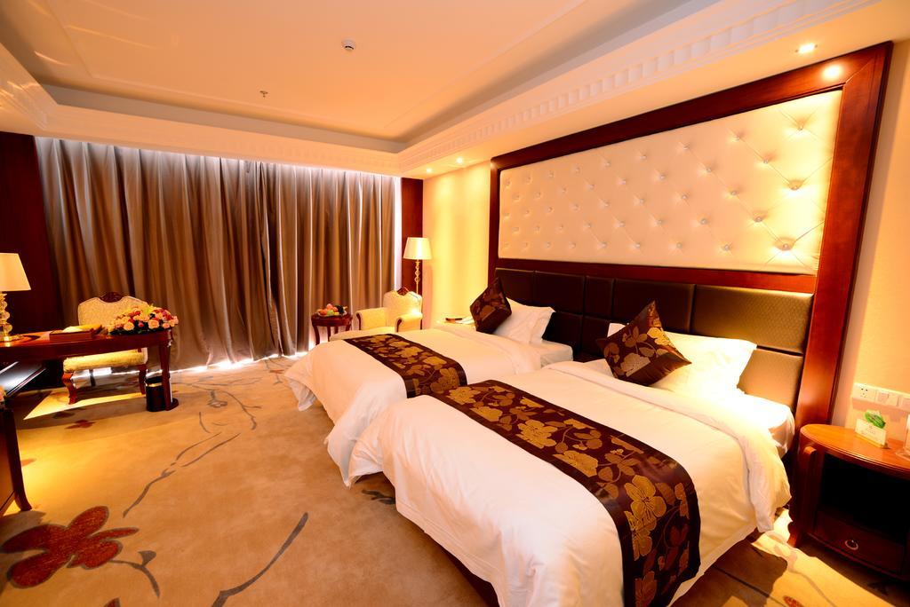 Xiangjiang Hotel Куньмин Экстерьер фото
