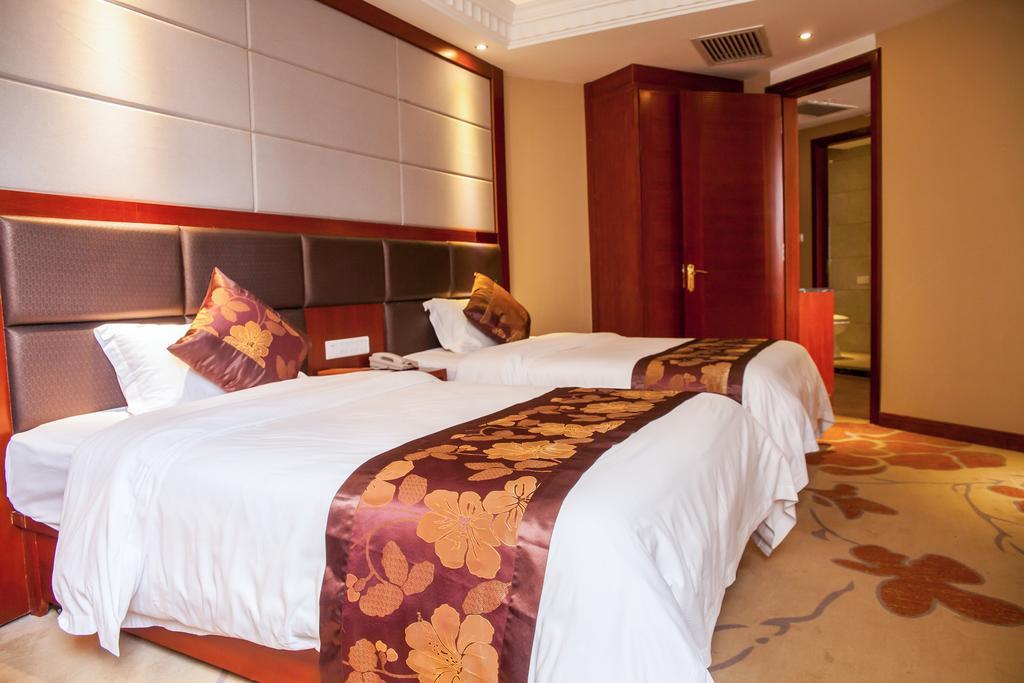 Xiangjiang Hotel Куньмин Экстерьер фото